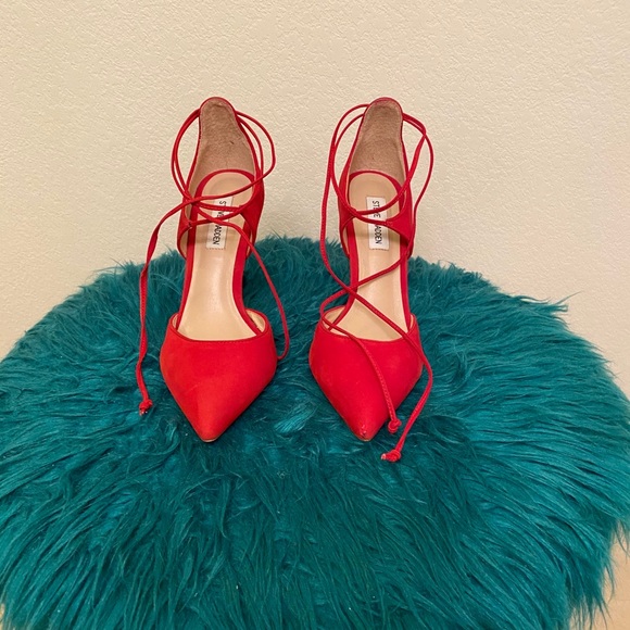 Roebella Red Suede Steve Madden Pumps Pointed Toe - Picture 2 of 8